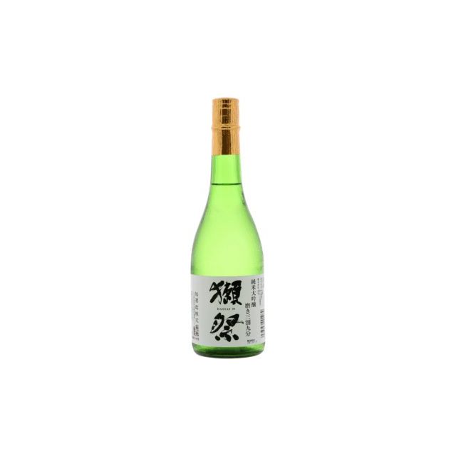 sanwari_kyubu_39_junmai_daiginjo_sake__dassai__12x720ml