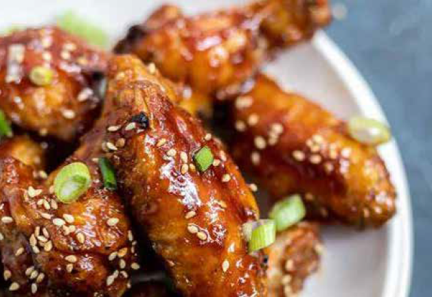 Miso and chilli sticky chicken wings met Mizkan Honteri en Yuzu Ponzu